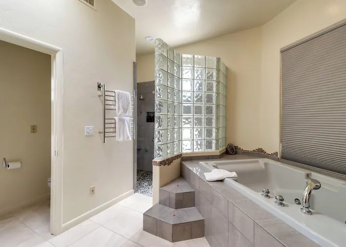 Oro Valley Airpark Estate W/ Pool & Mtn Views Tucson