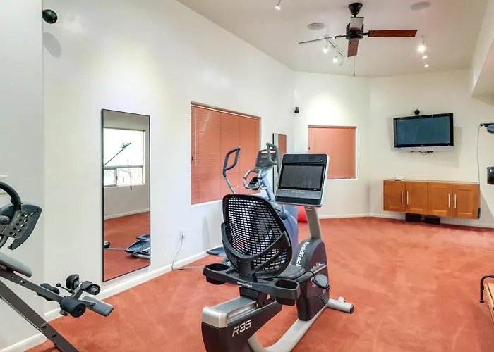 Oro Valley Airpark Estate W/ Pool & Mtn Views Dom wakacyjny *
