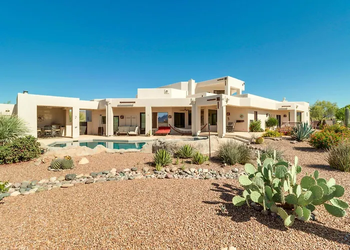Oro Valley Airpark Estate W/ Pool & Mtn Views